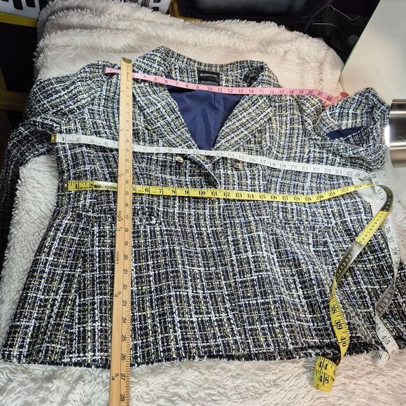 BloomChic Elegant Tweed Blazer with Gold Buttons Blue/White Metallic Gold 18-20 - Picture 9 of 11